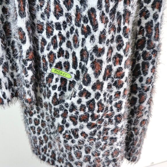 Show Me Your Mumu Size S Easy Cardi Fuzzy Cardigan Cheetah Print - Picture 8 of 10